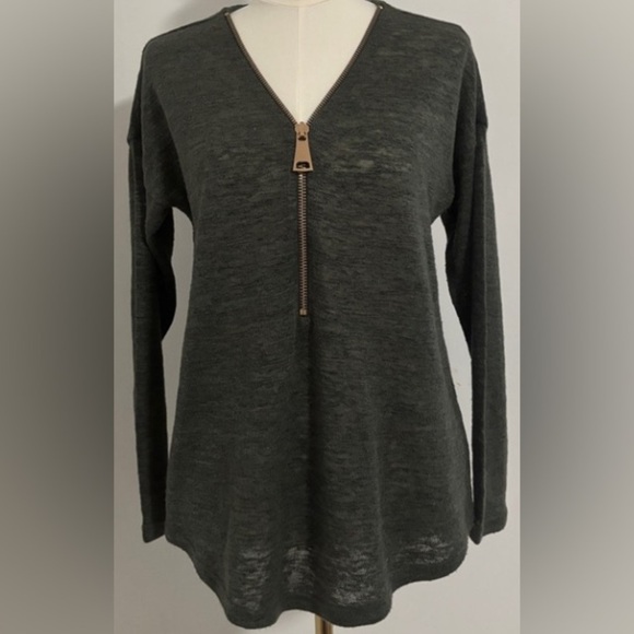 Women's Green Size Medium V Neck Zip Front Long Sleeve Tunic Top SKU 7 - Picture 3 of 9